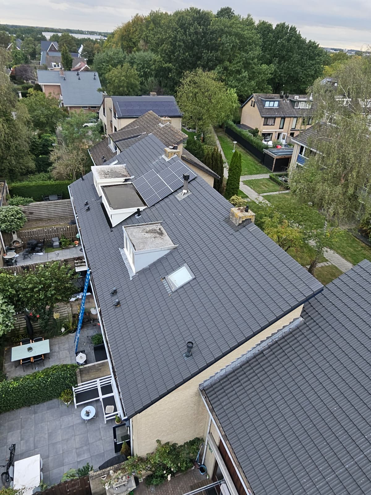 Project Apeldoorn, Complete dakwerkzaamheden